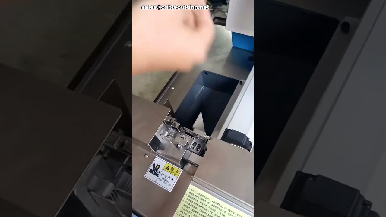 Automatic Multi-Core Cable Cutting and Multi-Segment Stripping Machine