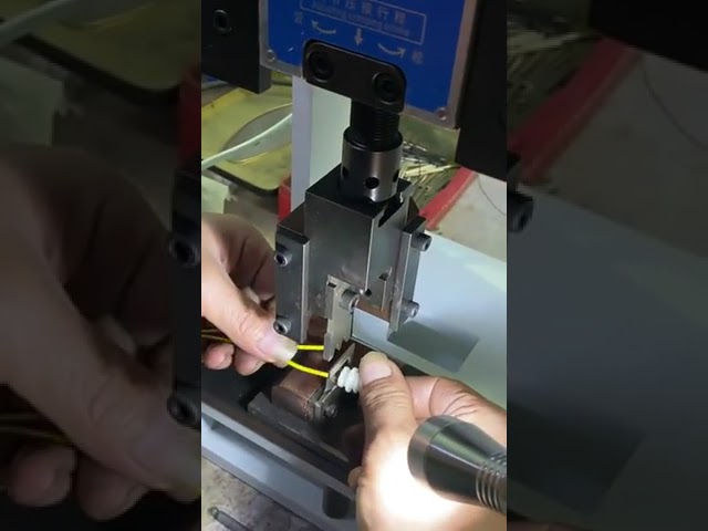 152-T Terminal Crimping Machine