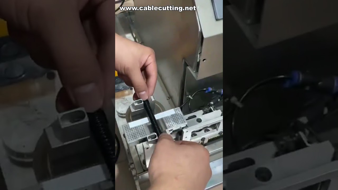 Steel Wire Hose Labeling Machine with Self-Adhesive and Label Folding