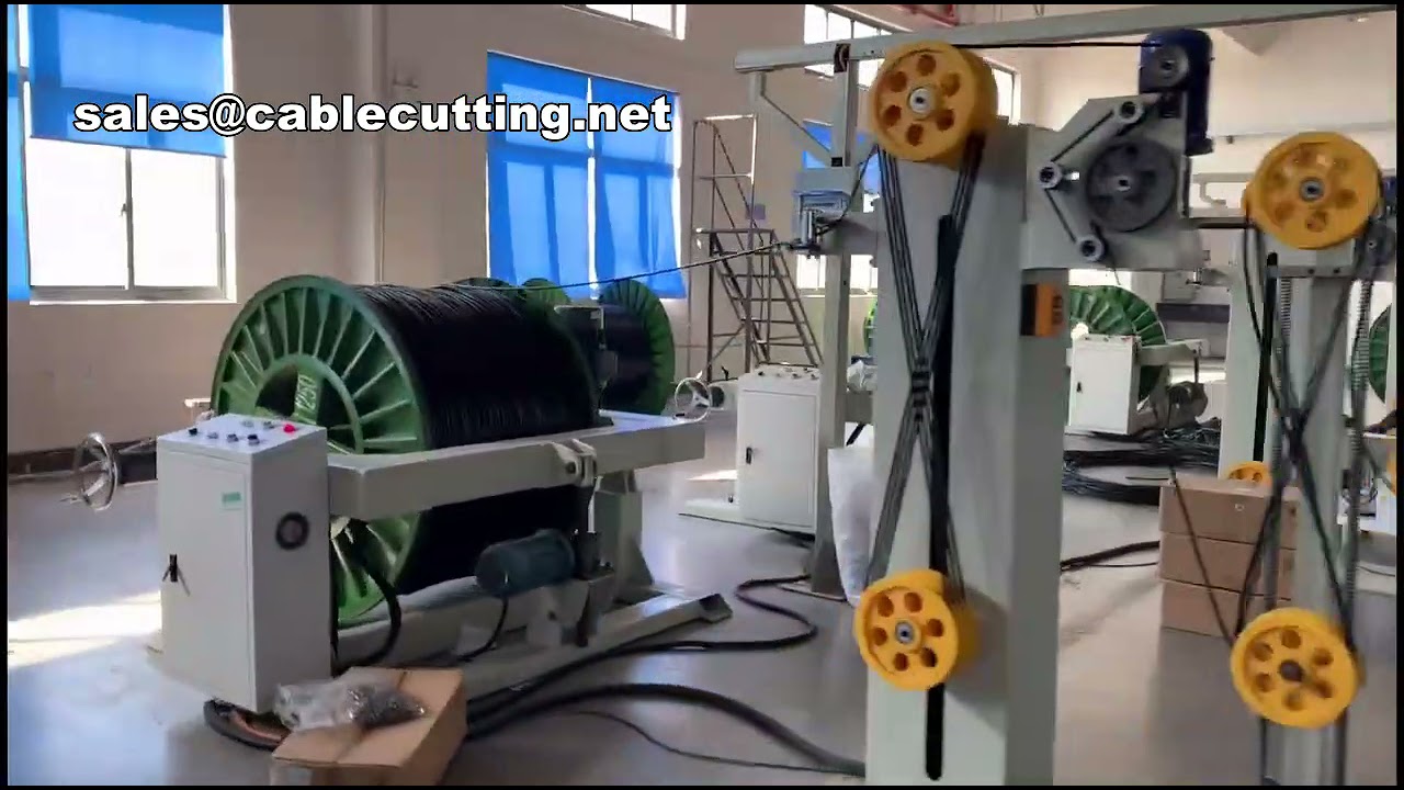 Automatically crimping machines plug insert manufacturing1