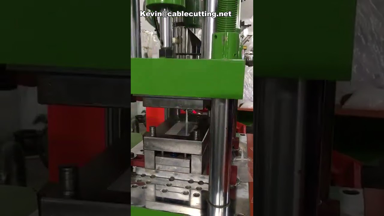85-Ton Vertical Plastic Injection Molding Machine | High-Performance Molder