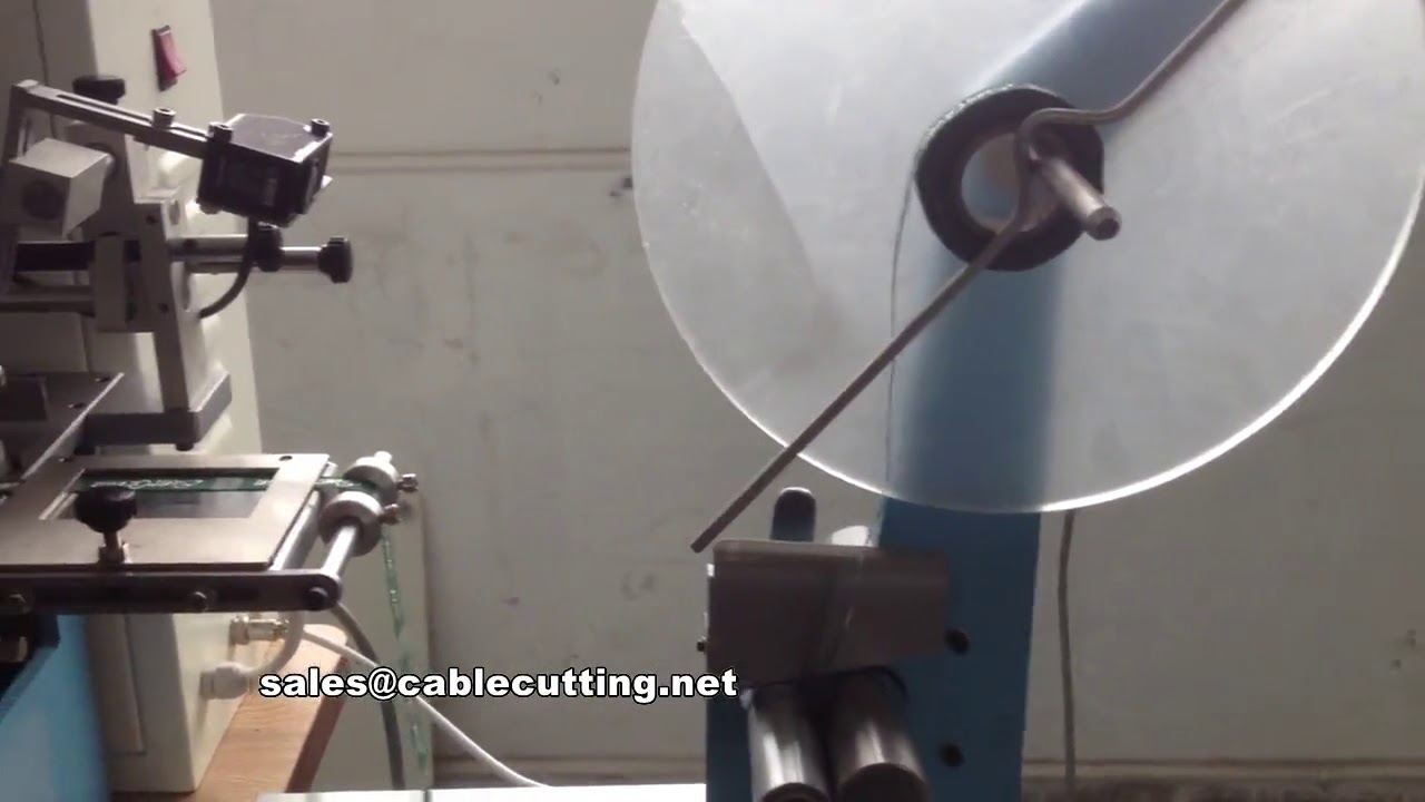 Ultrasonic Automatic Label Cutting and Folding Machine for Industrial Automation